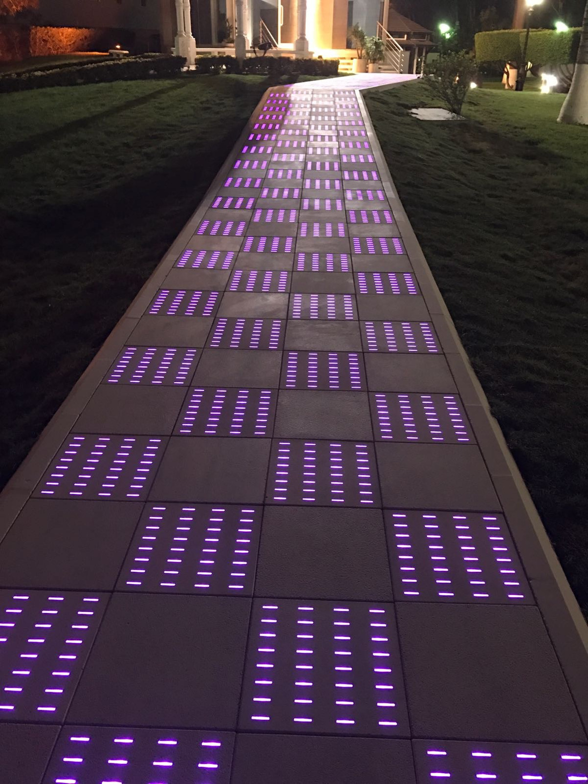 Beispiel für den Einsatz von Lichtbeton im Königspalast in Jeddah - (c) Foto: LCT GesmbH Beispiel für den Einsatz von Lichtbeton im Königspalast in Jeddah - (c) Foto: LCT GesmbH